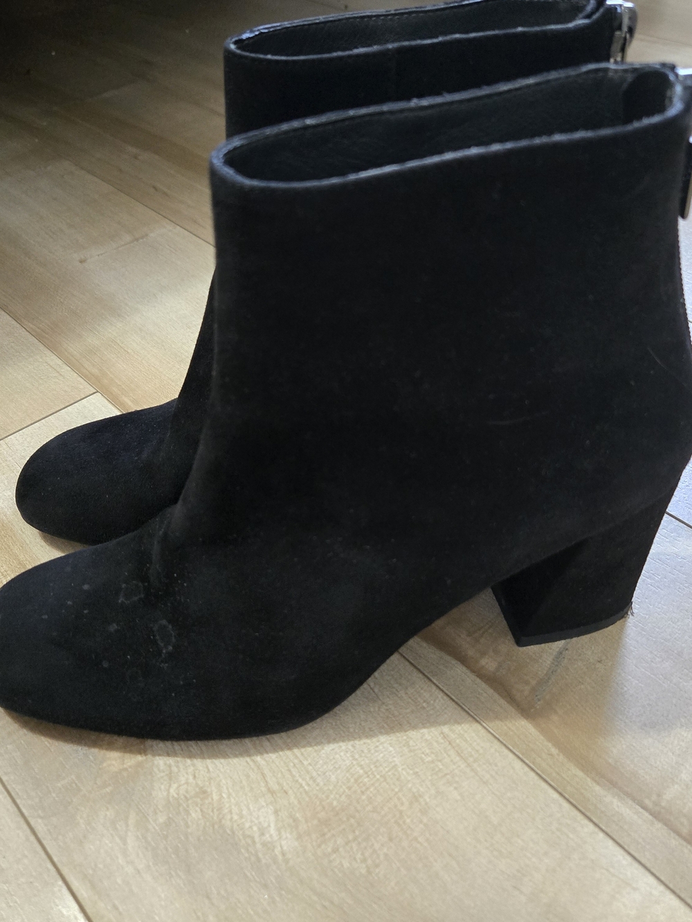 Stuart Weitzman Black Suede Bacari Block Heel Booties | Size 7 | w/ Dust Bag
